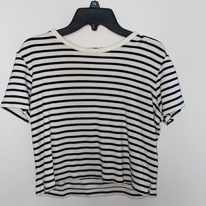 Stripped Crop Top!